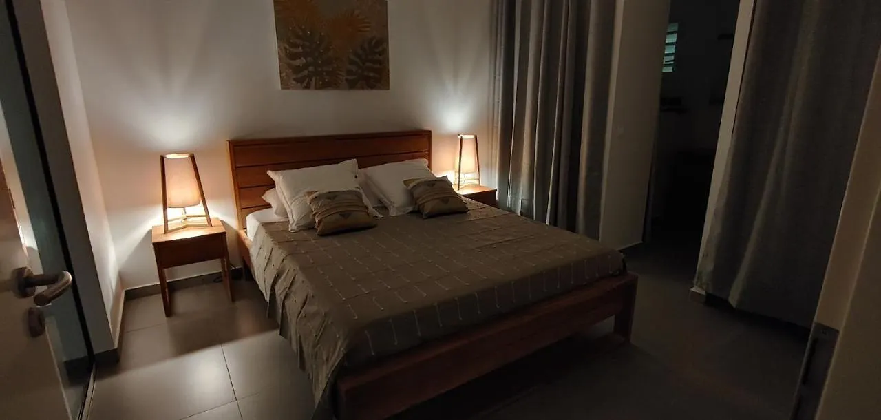 Villa Fleur De Goyave - Tres Bien Ventilee - Vue Degagee Saint-Francois