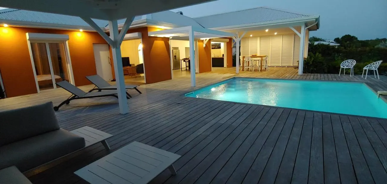 Villa Fleur De Goyave - Tres Bien Ventilee - Vue Degagee Saint-Francois