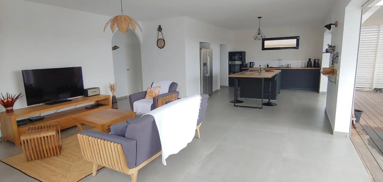 Villa Fleur De Goyave - Tres Bien Ventilee - Vue Degagee Saint-Francois